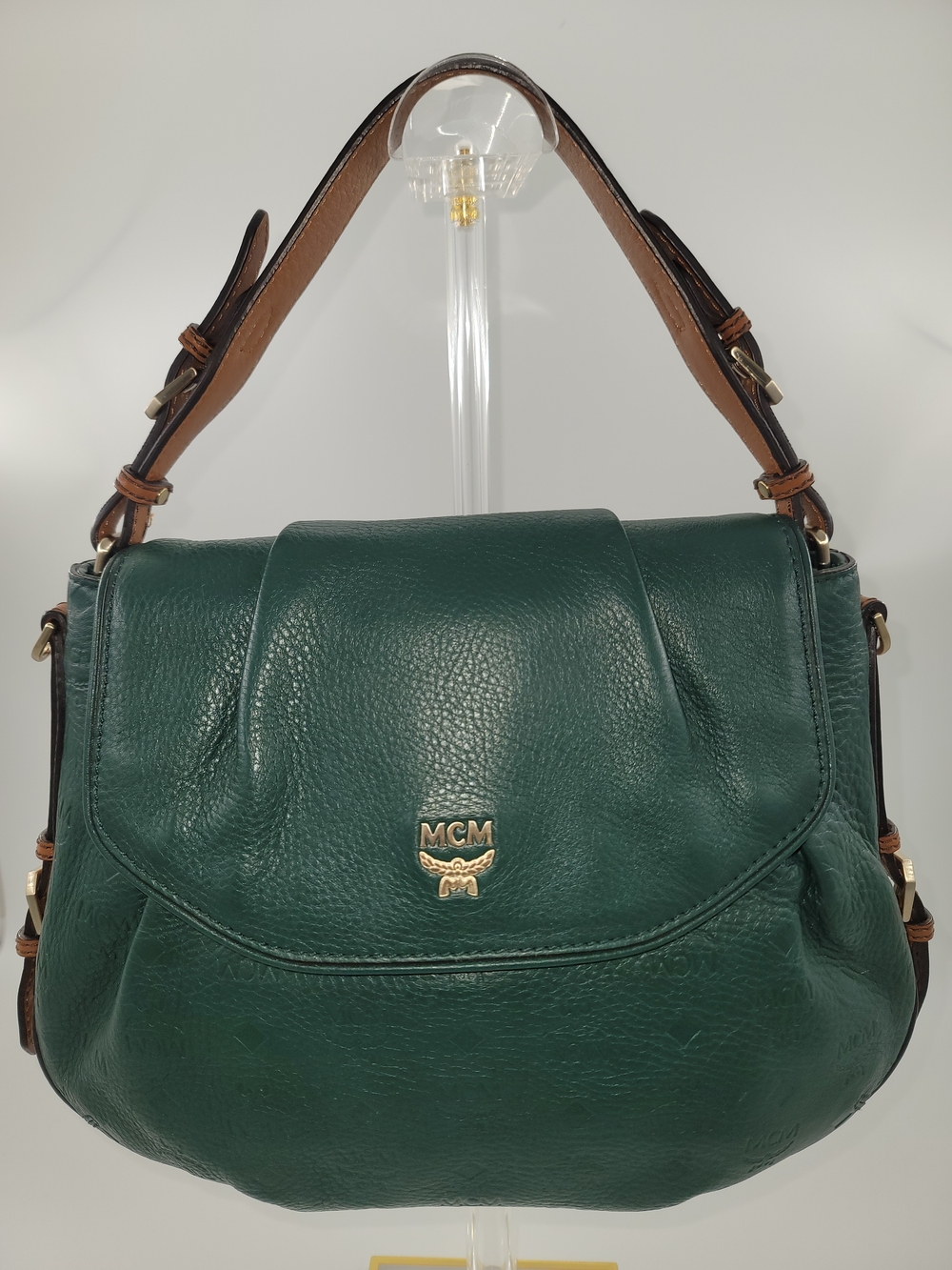 Pristine MCM Eva Green Hobo 2-way Bag -LIKE NEW- Papers & plastic cover on plate